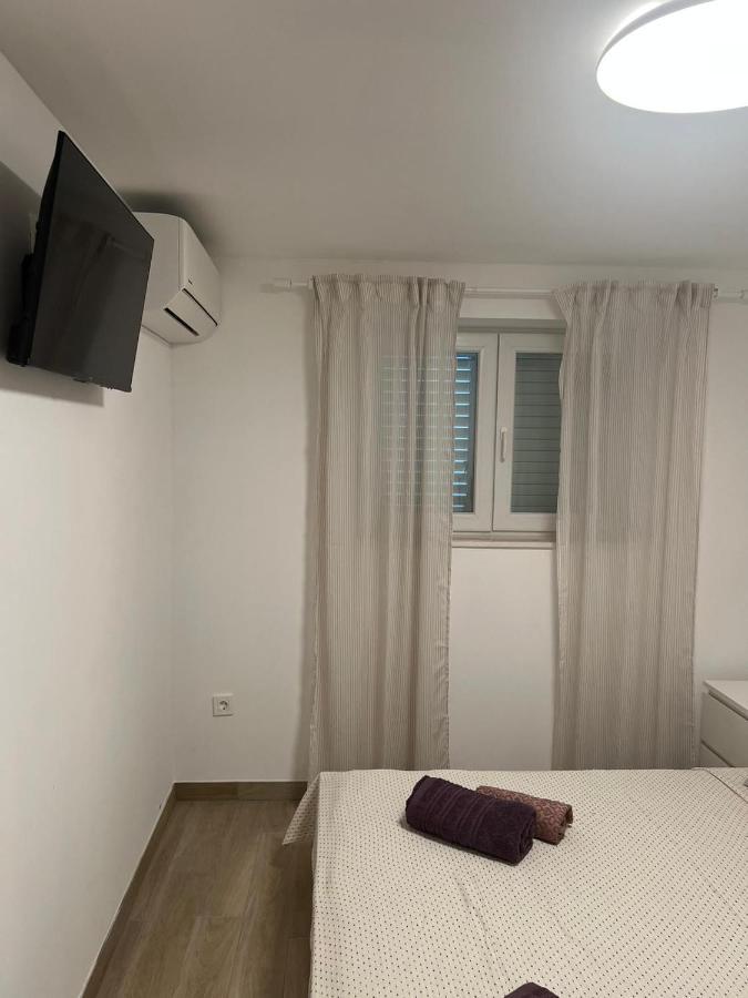 Ferienwohnung Lady Di Makarska Exterior foto