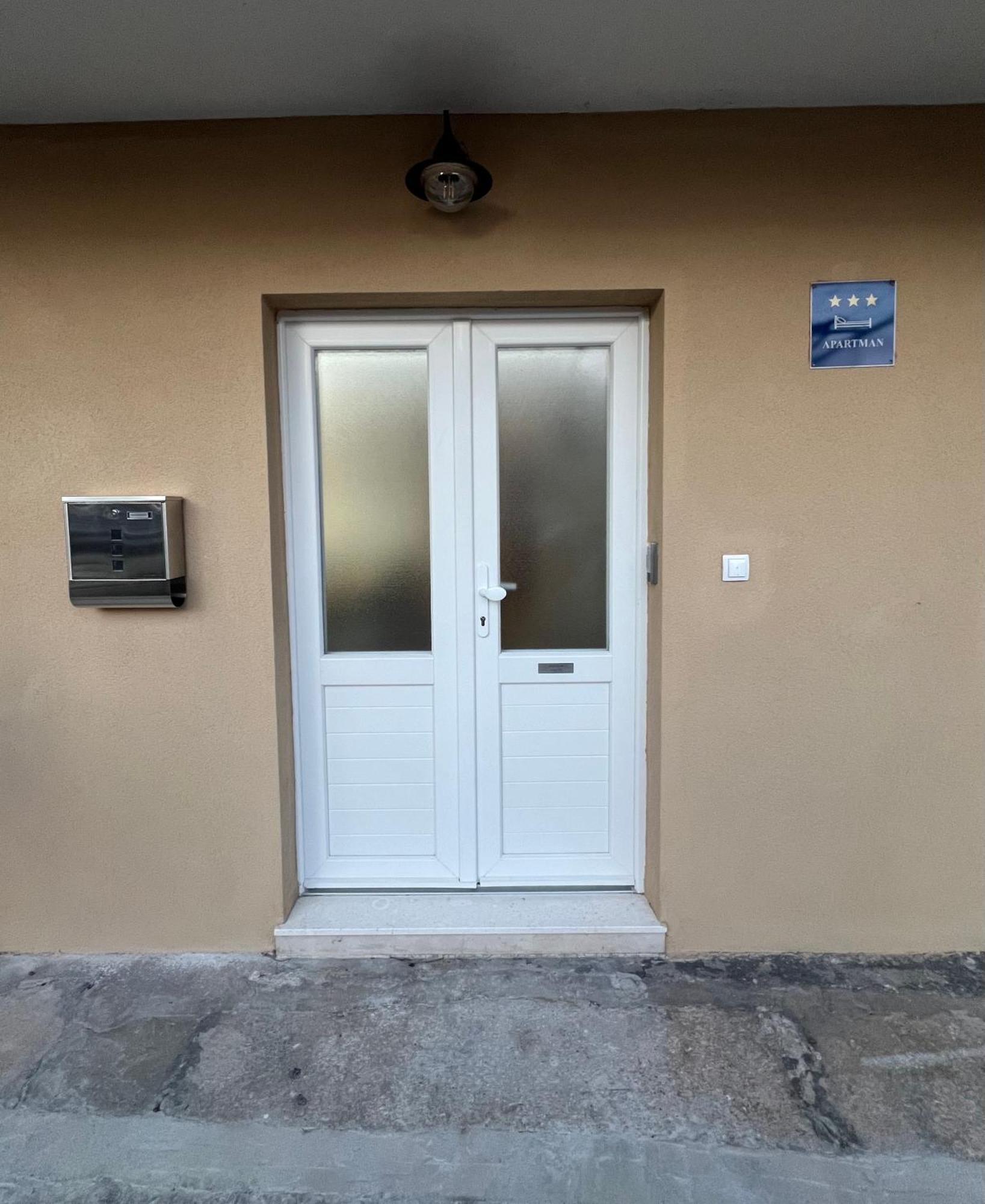 Ferienwohnung Lady Di Makarska Exterior foto